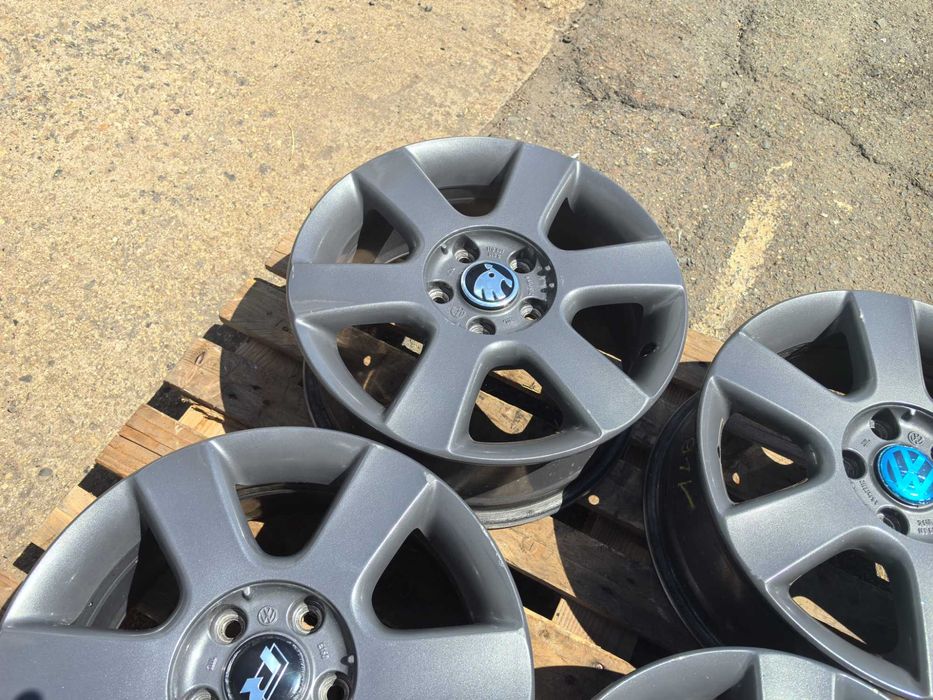 16 цола 5 х 112 мм Фолксваген / Шкода - 6,5 Инча / ЕТ 50