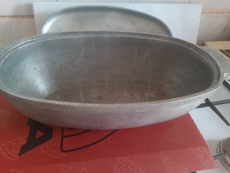 Продам утятницу небольшую
