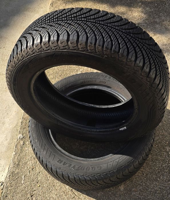 Зимни гуми " GOODYEAR"- 175х65х15.