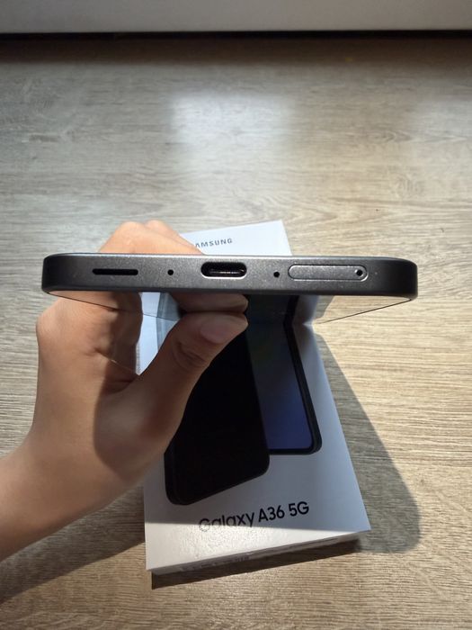 Продам Samsung A36 5G черный