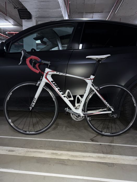 Шоссейный велосипед Giant TCR Advanced