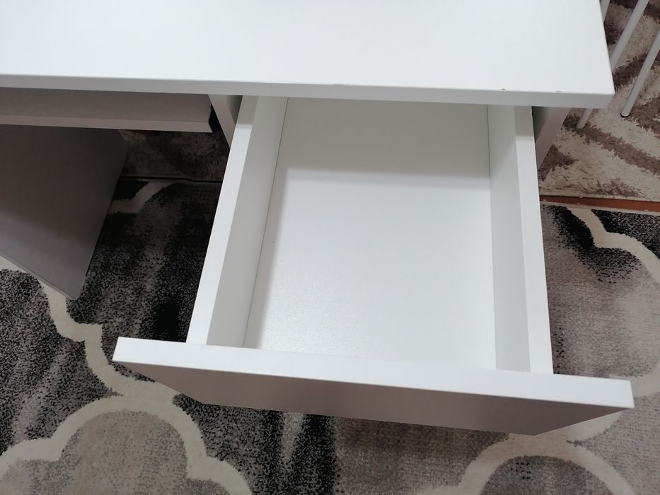 Продам парты офисные