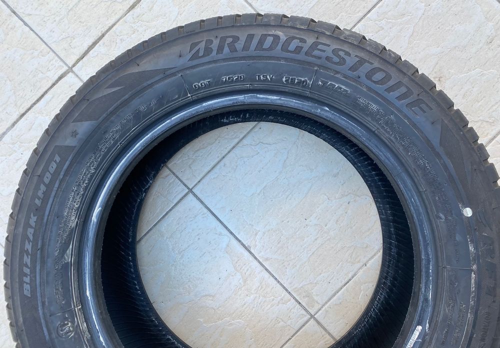 Гуми зимни гума 205/60/16” Bridgestone BLiZZAK LM 001,RFT