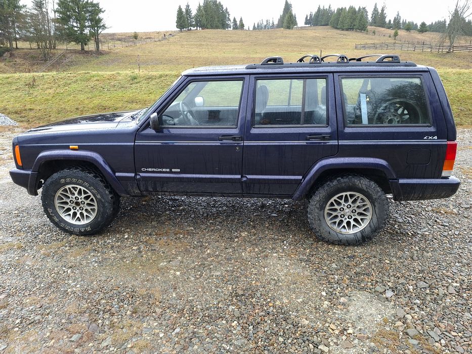 Vand Jeep Cherokee