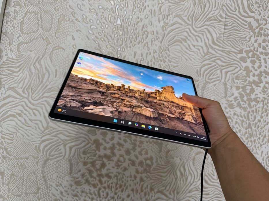 Microsoft Surface Pro 8  i5 11 поколения