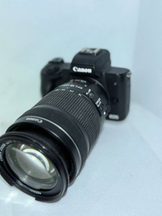 Canon EOS M50 Объектив Canon EF-M 15–45mm 1:3.5–6.3 IS STM