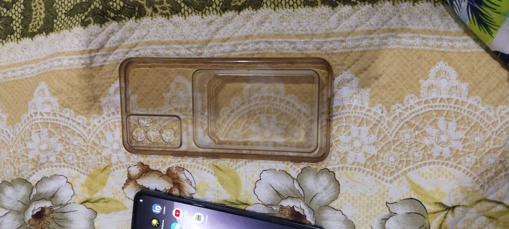 Продам Vivo v 23e