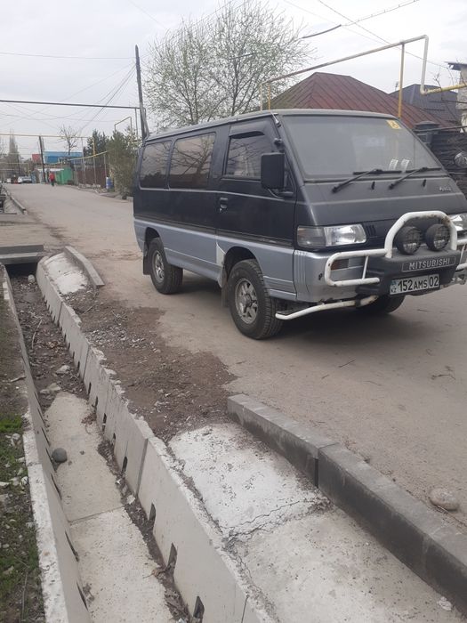 Продаём   митсубиси делику