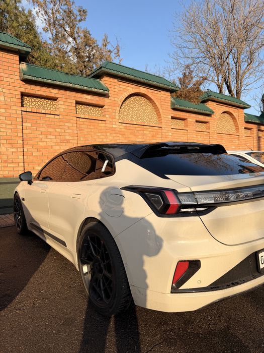 Zeekr 001 you z sport