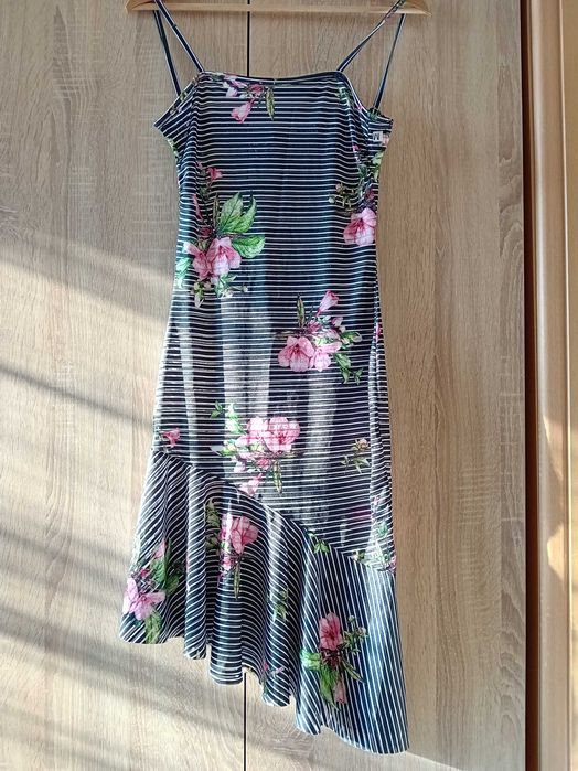 Рокли за различни поводи,чисто нови внос от Англия различни размери..