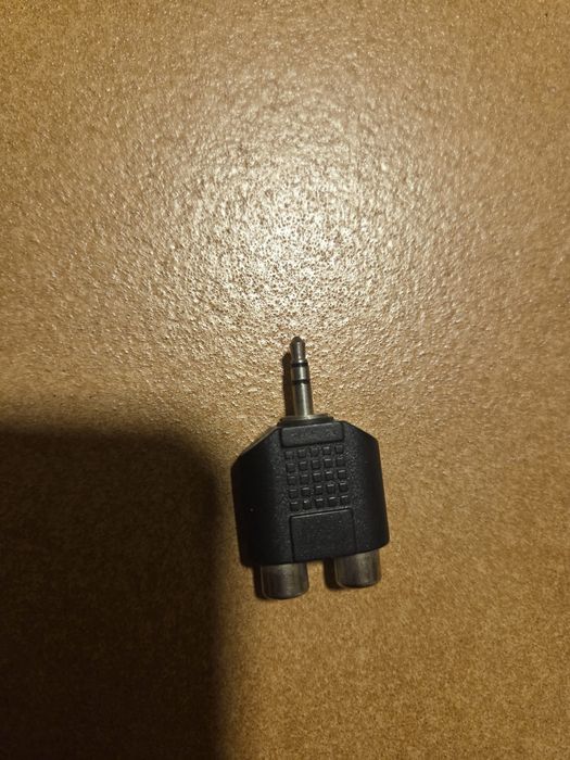 adaptor audio 3,5 mm Jack tată → 2 x RCA mamă