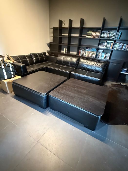 Модулен диван от осем модула подходящ