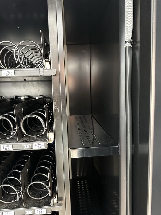3 вендинг машини FAS 900, FAS 1050 и Necta Astro 2 ES8 + POS/ФУВАС
