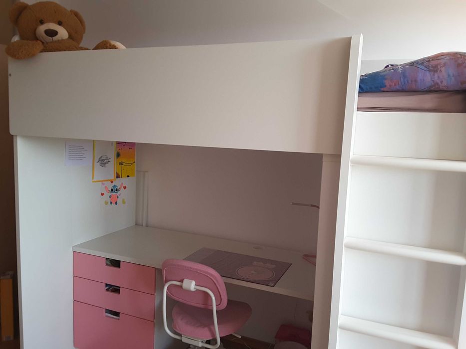 легло с надстройка и бюро, 90x200 см /ИКЕА/ за момиче