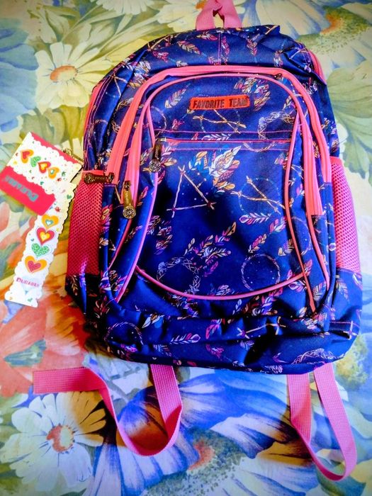 Нова красива голяма раница