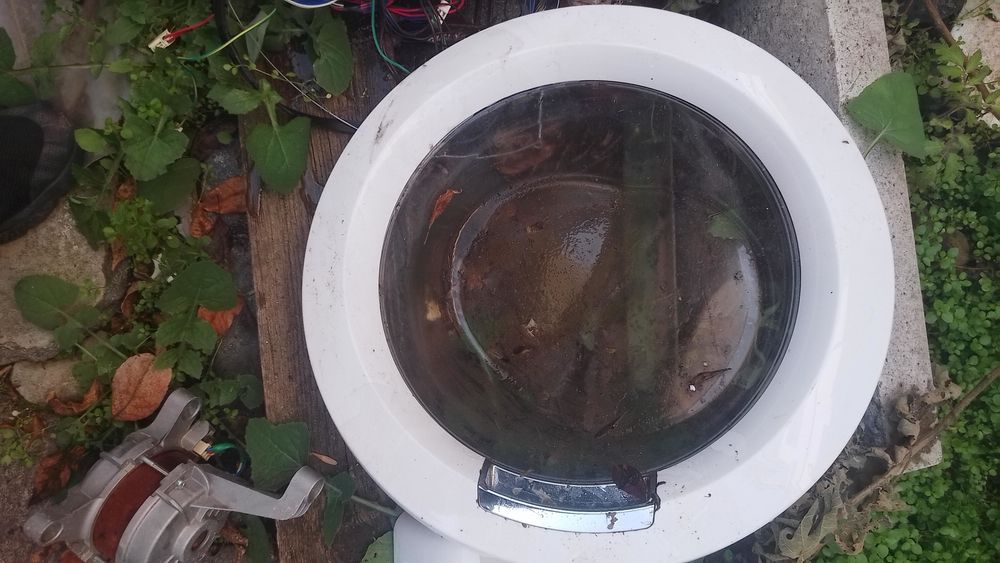 Продавам за части пералня Candy CS147TXME/1-S