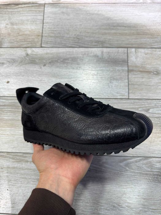 Кроссовки Geweiluo.