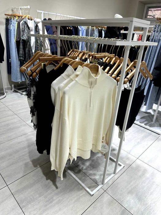 рейл для одежды торговый рейл