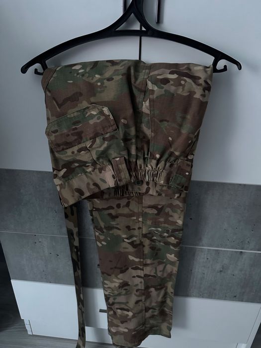 Продам комплект военной одежды