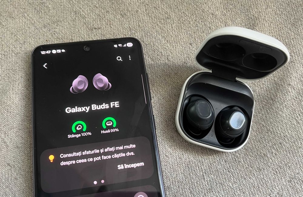 Samsung Galaxy Buds FE functioneaza doar casca stanga cu doking cutie