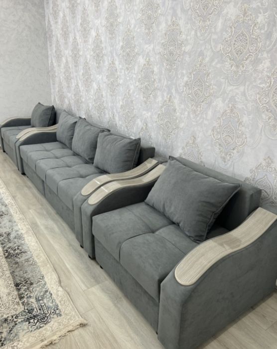 Продам диван + 2 кресла
