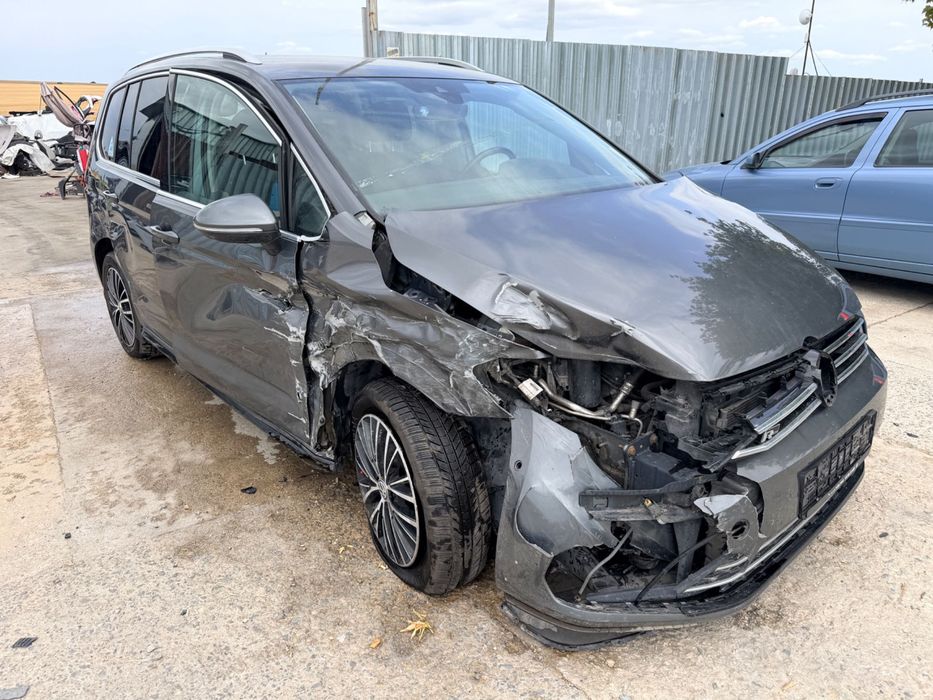 Vw Touran (5T1) 2.0 TDi BlueMotion двигател DFGA, ск. кутия DSG SGG, R line, 150 кс., 7 местен, 172000 км., 2018 г., euro 6B, Фолксваген Туран