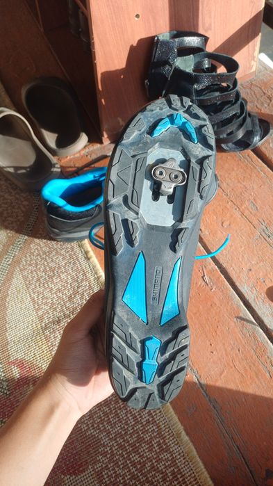 Продам велотуфли shimano MT301