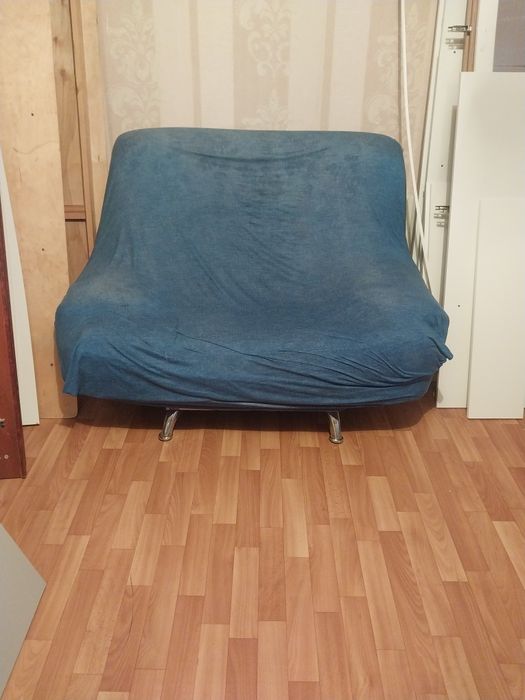 Продам Шифанер Сервант Диван кресло Стол