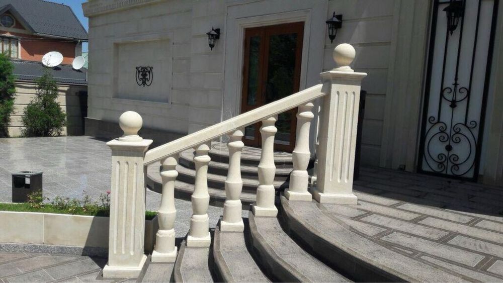 Балясины  гранитные , травертиновые , перила
