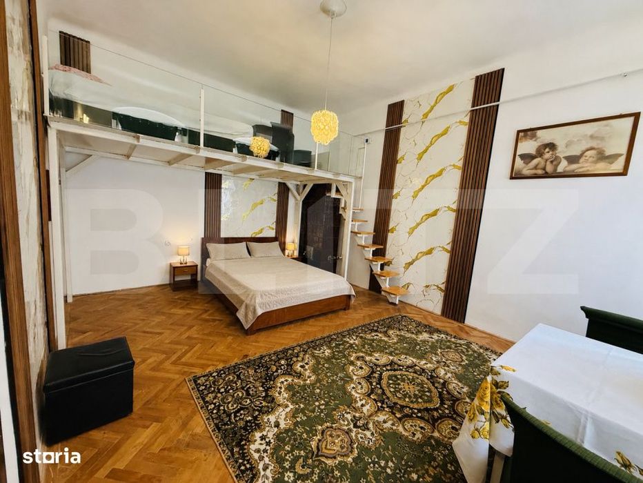Garsoniera spatioasa, tip duplex, in centrul istoric al Brasovului — fotografia 1