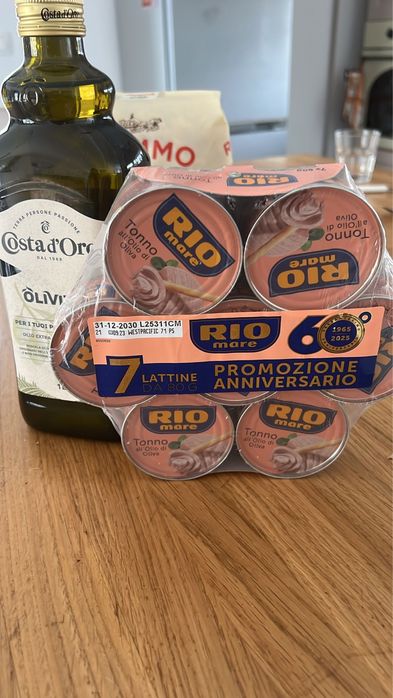 Ulei de masline Costa d’Oro 1 litru + set ton Rio Mare 7 * 80 grame