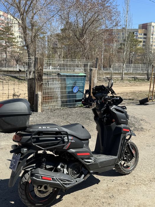 Продам скутер танк