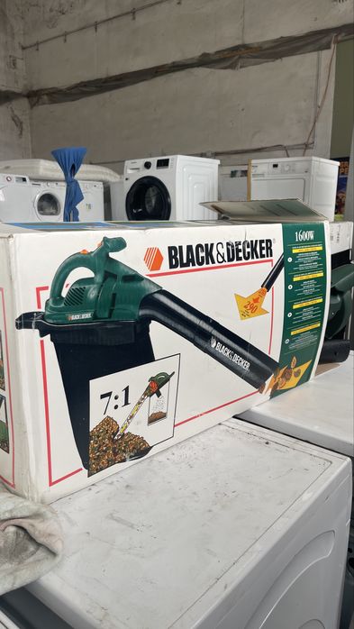 Aspirator suflantă/frunze Black & Decker 1600W, model GW250-X