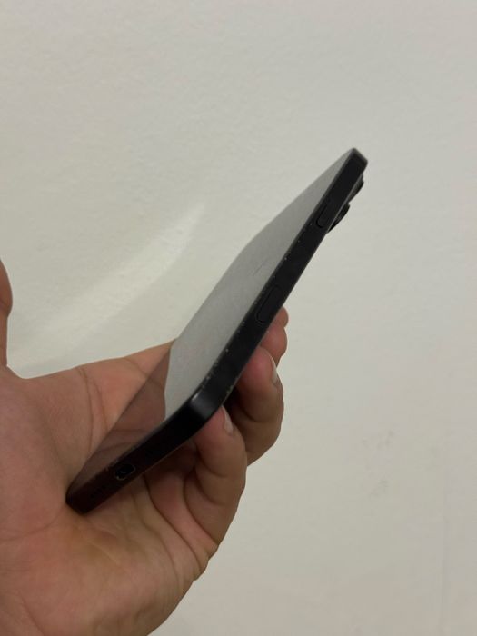 Iphone 16 pro max без ремонта