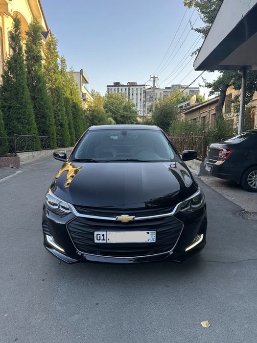Onix Premier 2024 yil 14000 probeg Toza