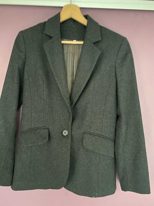 Дамско вълнено класическо сако