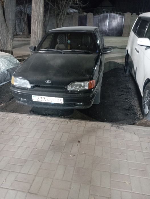 Автомобиль ваз 2114