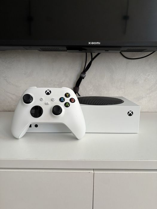 Xbox series s полный комплект
