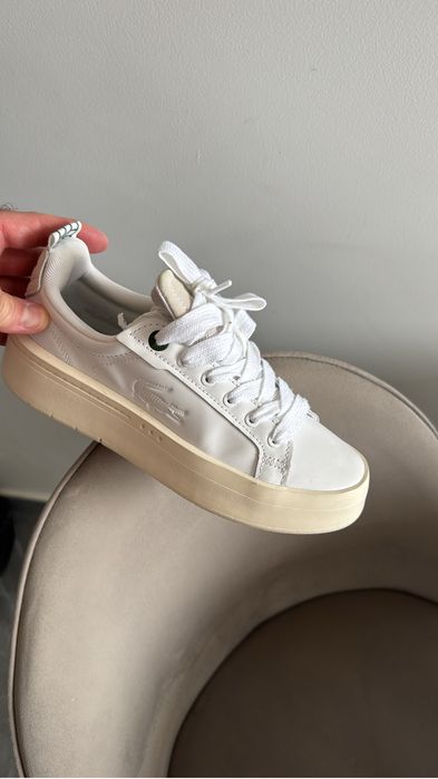 Lacoste din piele marime 37 dama