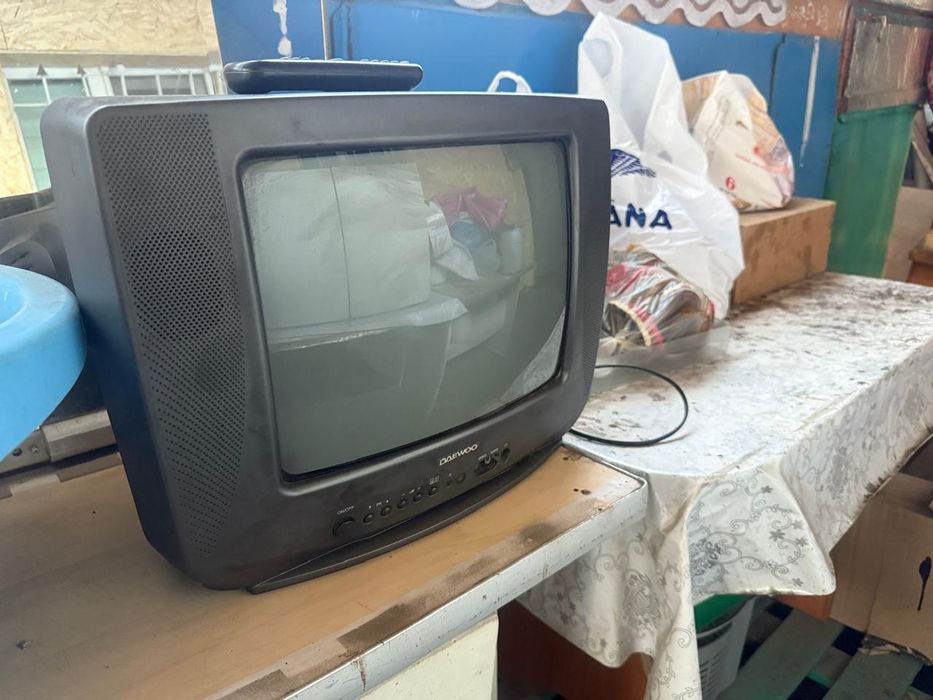 Продам телевизор