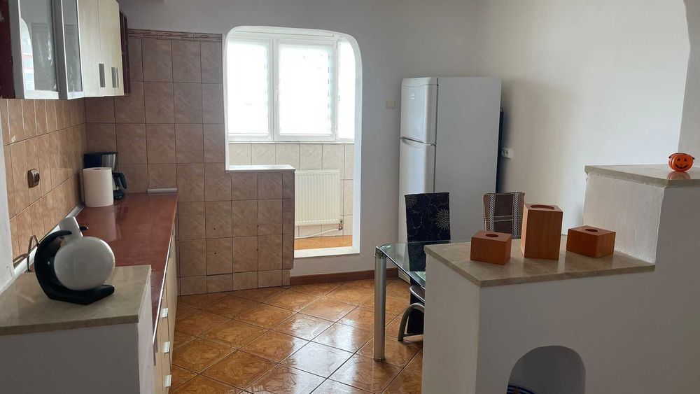 Vanzare apartament 2 camere mobilat Piata Sudului