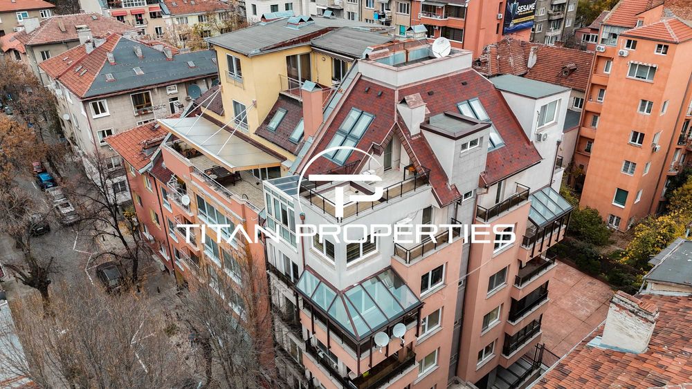 Дава се под наем Тристаен апартамент в София, Център - 200 кв.м за 2000 € - Снимка #21