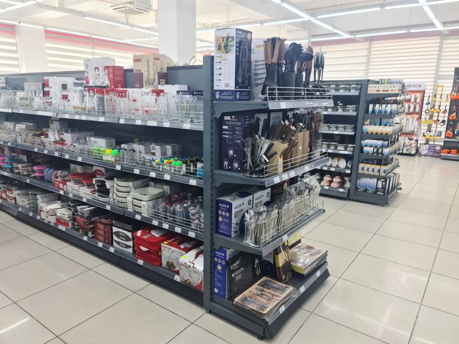 стеллаж для магазина.