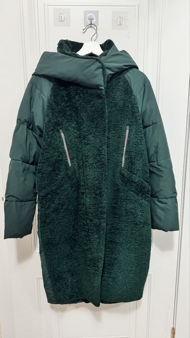 Продается зимняя теплая куртка