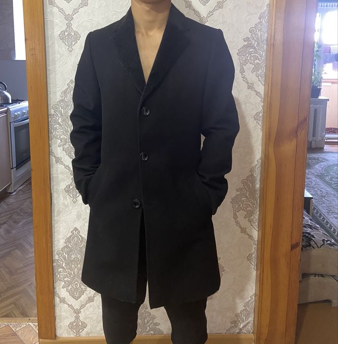 Пальто черное продам