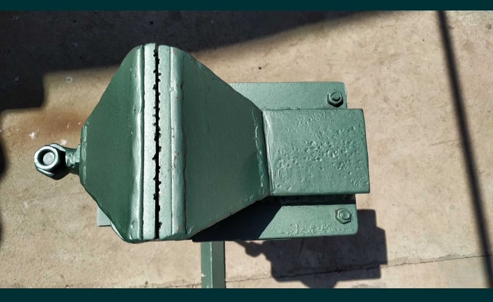 Советские тиски продам