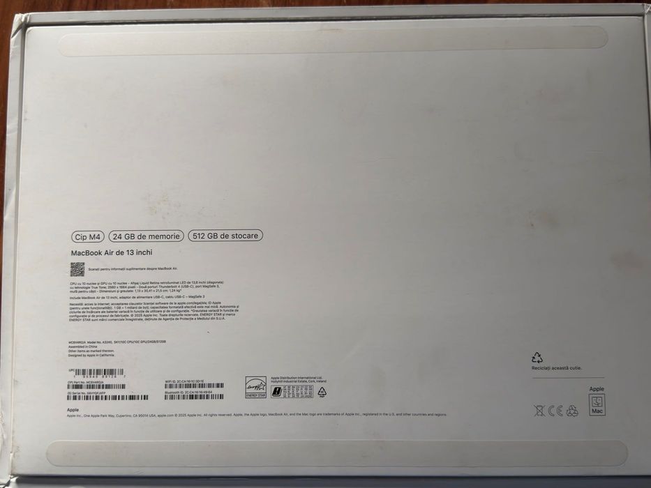 MacBook Air 13’ M4 24GB RAM 512 SSD 2025
