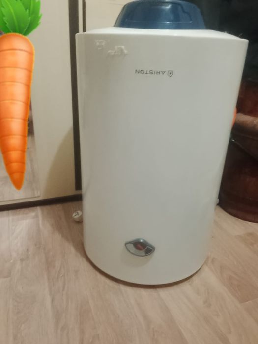 Водонагреватель.