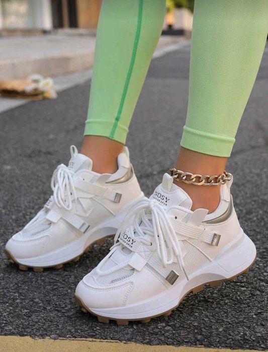 Дамски модели спортни обувки