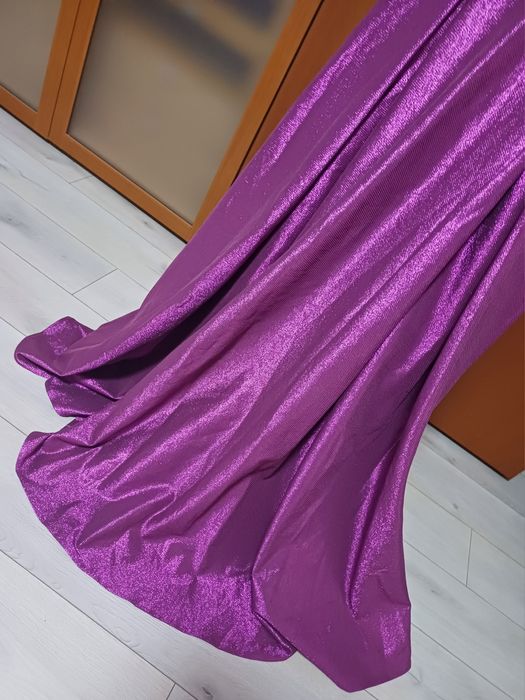 Rochie lungă mov sclipitoare de bal